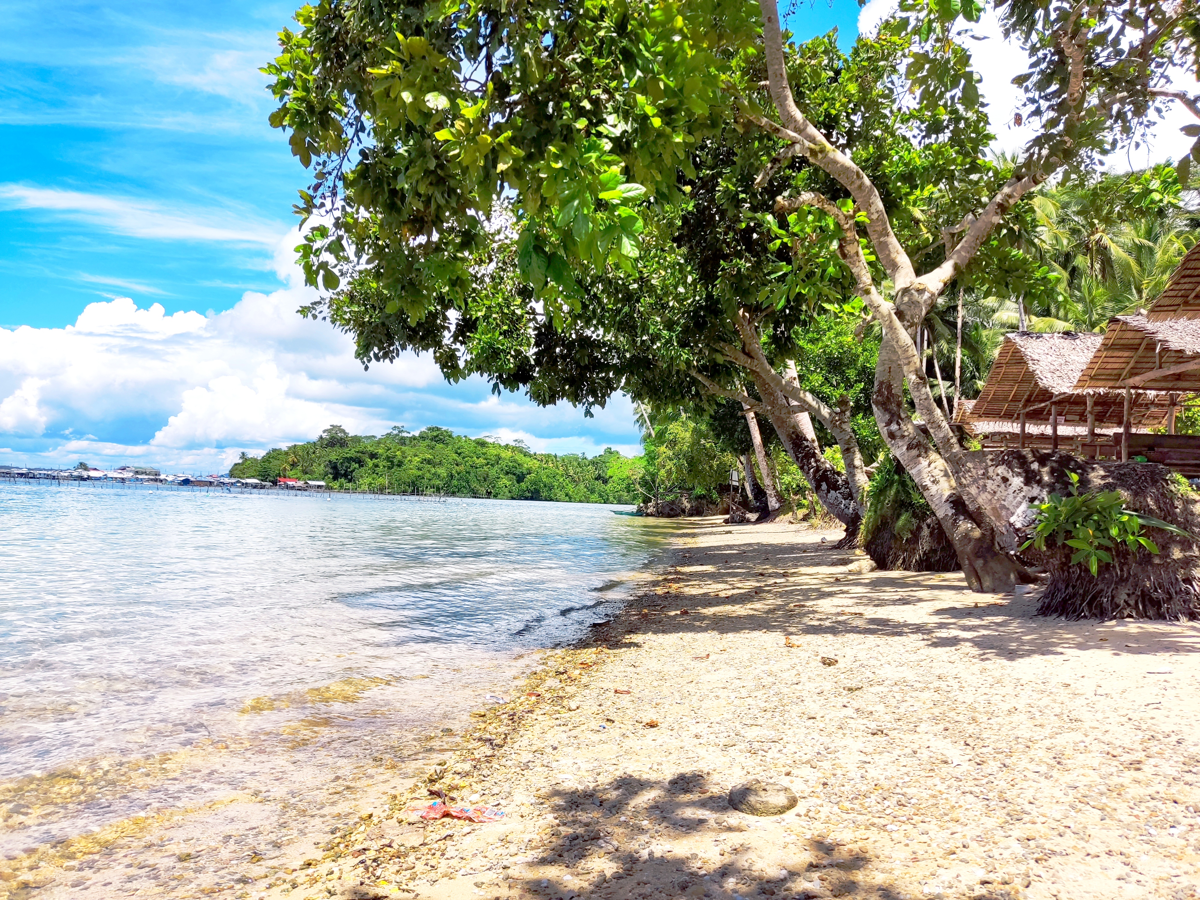 <b class="font-bara"><i class="bi bi-geo-fill h4"></i> PURO BEACH</b> <br/>The best place to relax, unwind and commune with nature.