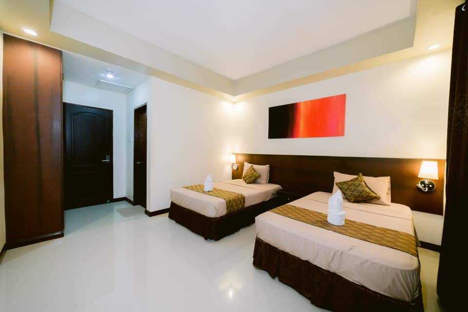 <b class="font-bara"><i class="bi bi-geo-fill h4"></i> AVISHA SUITES</b> <br/>Sto. Niño, Hinatuan, Surigao del Sur

09078689806